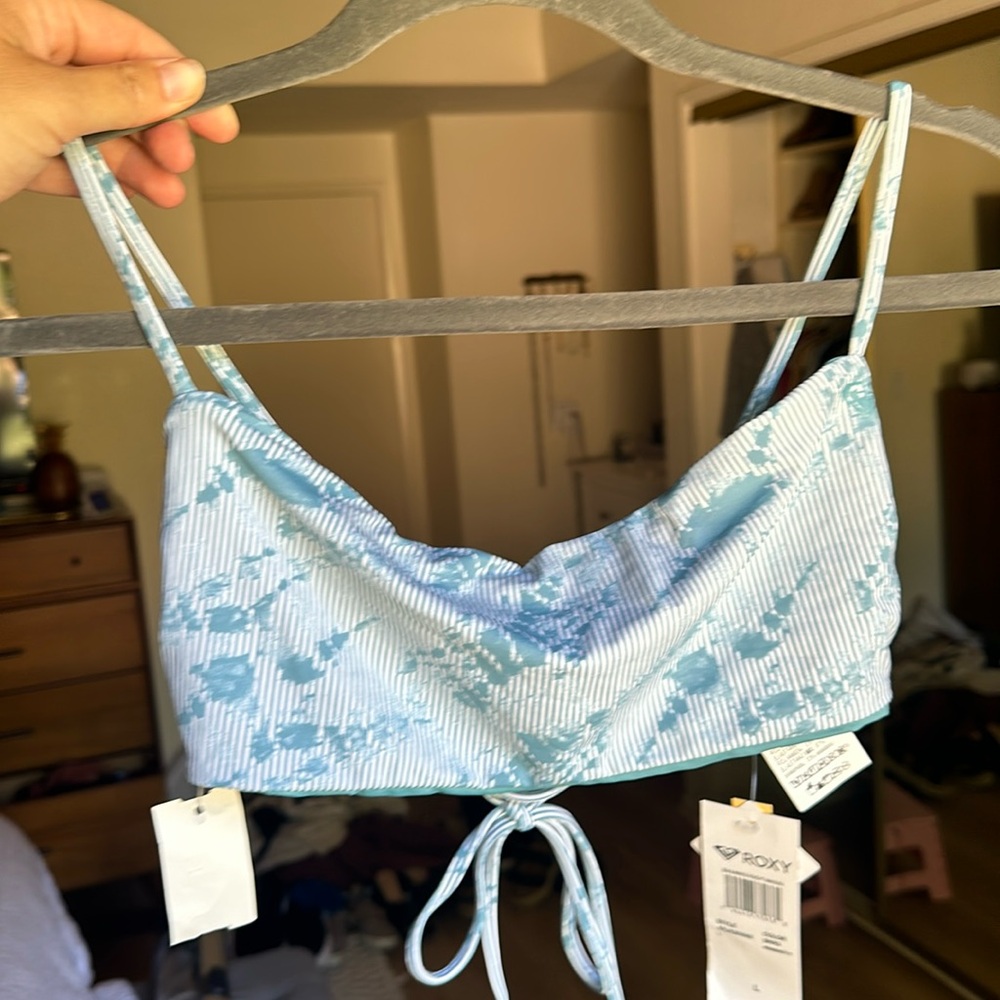 Brand new Roxy Bikini Top